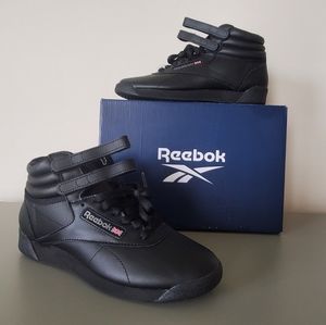 Women Reebok Classic Sneakers